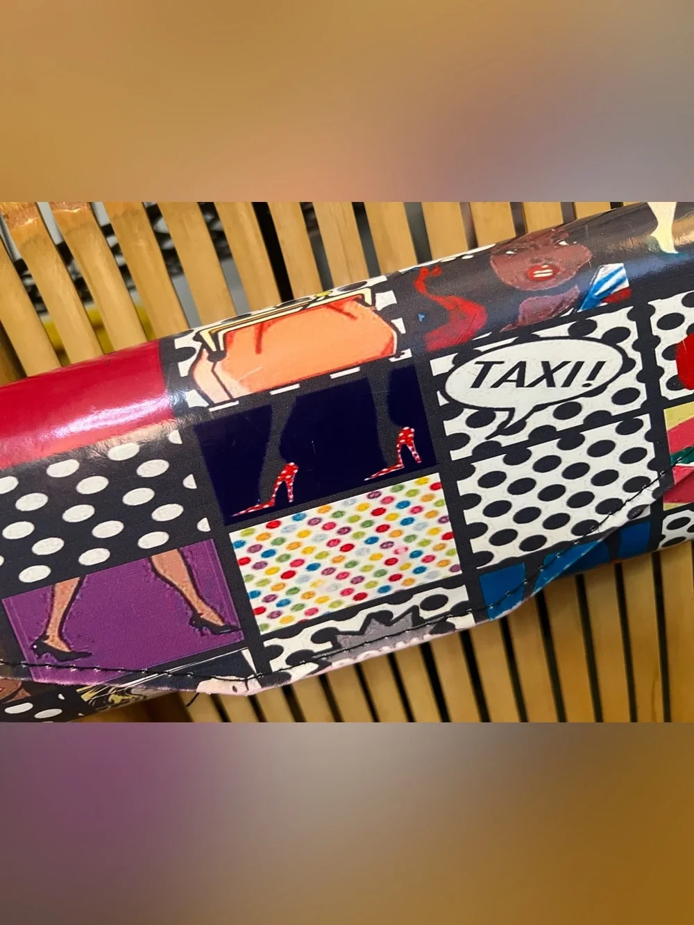 Multicolor Pop-Art Patchwork Chain Clutch